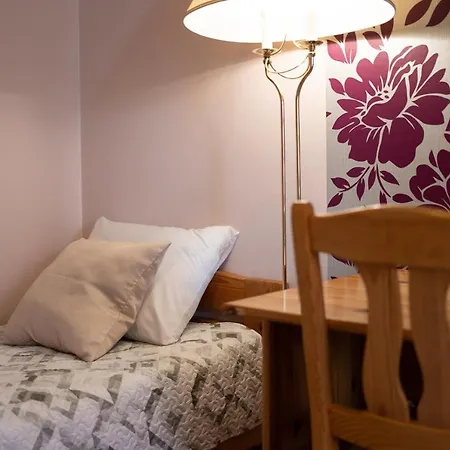 Pueha Vaimu Kuelalistemaja * تالين