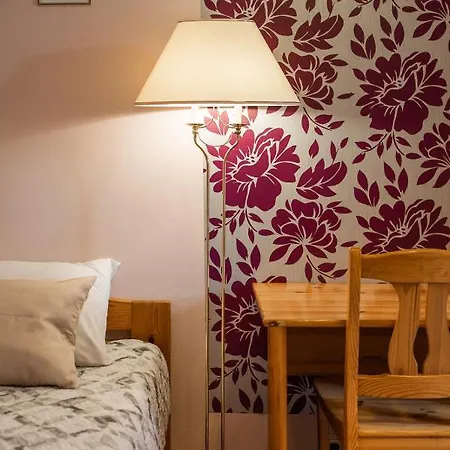 Pueha Vaimu Kuelalistemaja Guest house