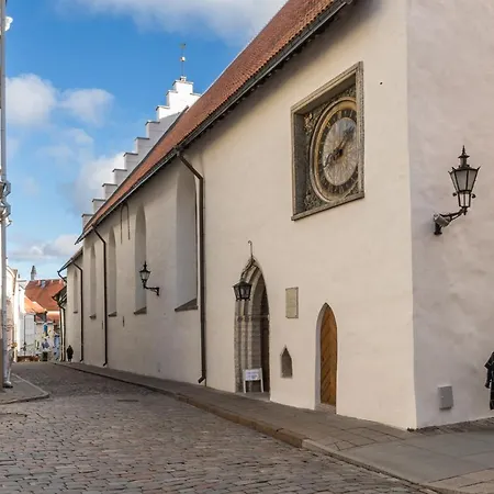Pueha Vaimu Kuelalistemaja Gasthuis Tallinn