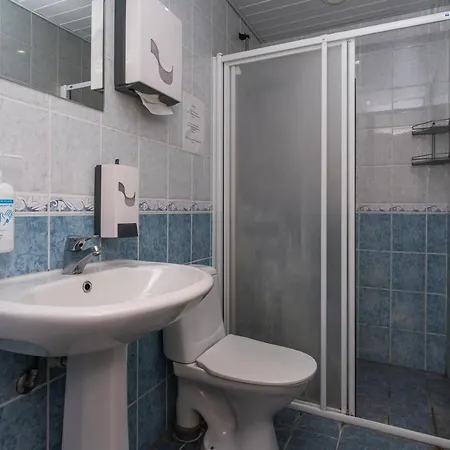 Pueha Vaimu Kuelalistemaja بيت ضيافة