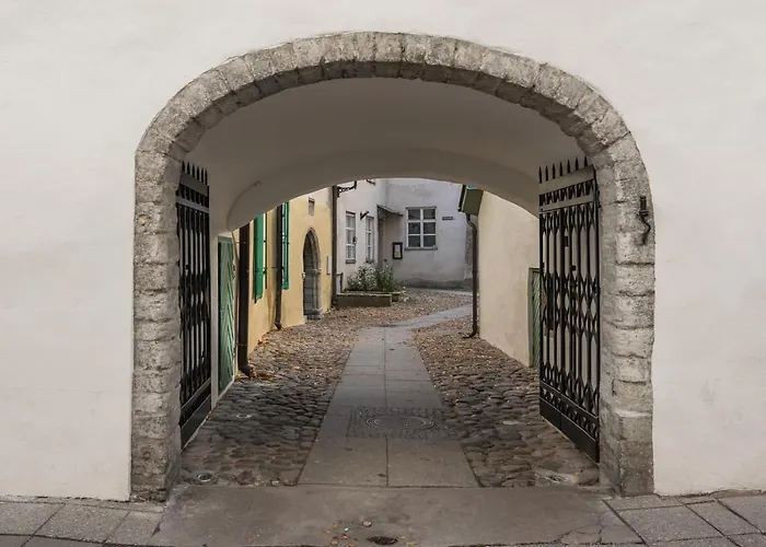 Pueha Vaimu Kuelalistemaja * Tallinn